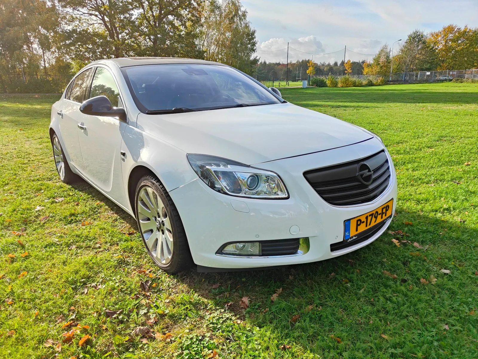 Opel Insignia (2009) — foto 1