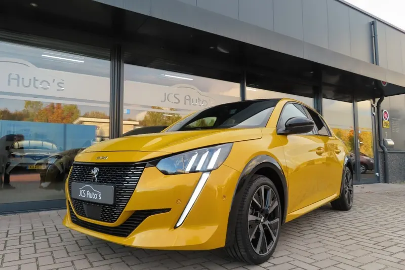 Peugeot 208 (2022)