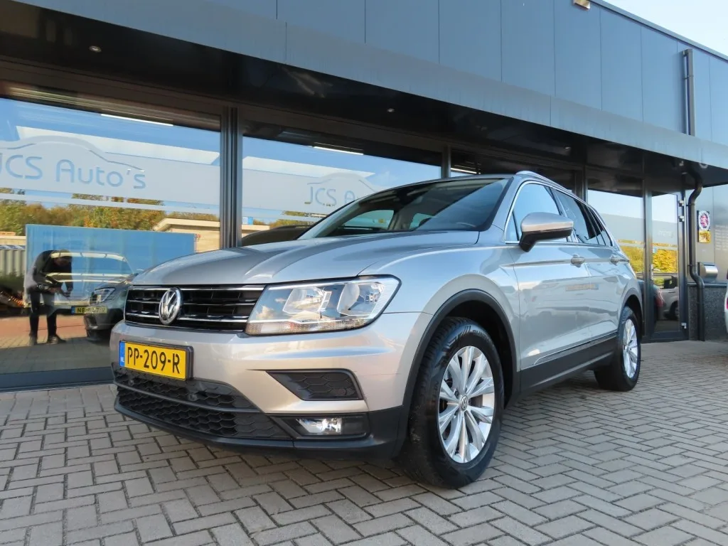 Volkswagen Tiguan (2017) — foto 1