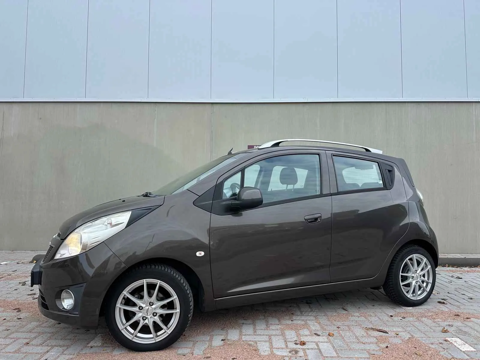 Chevrolet Spark (2012) — foto 1