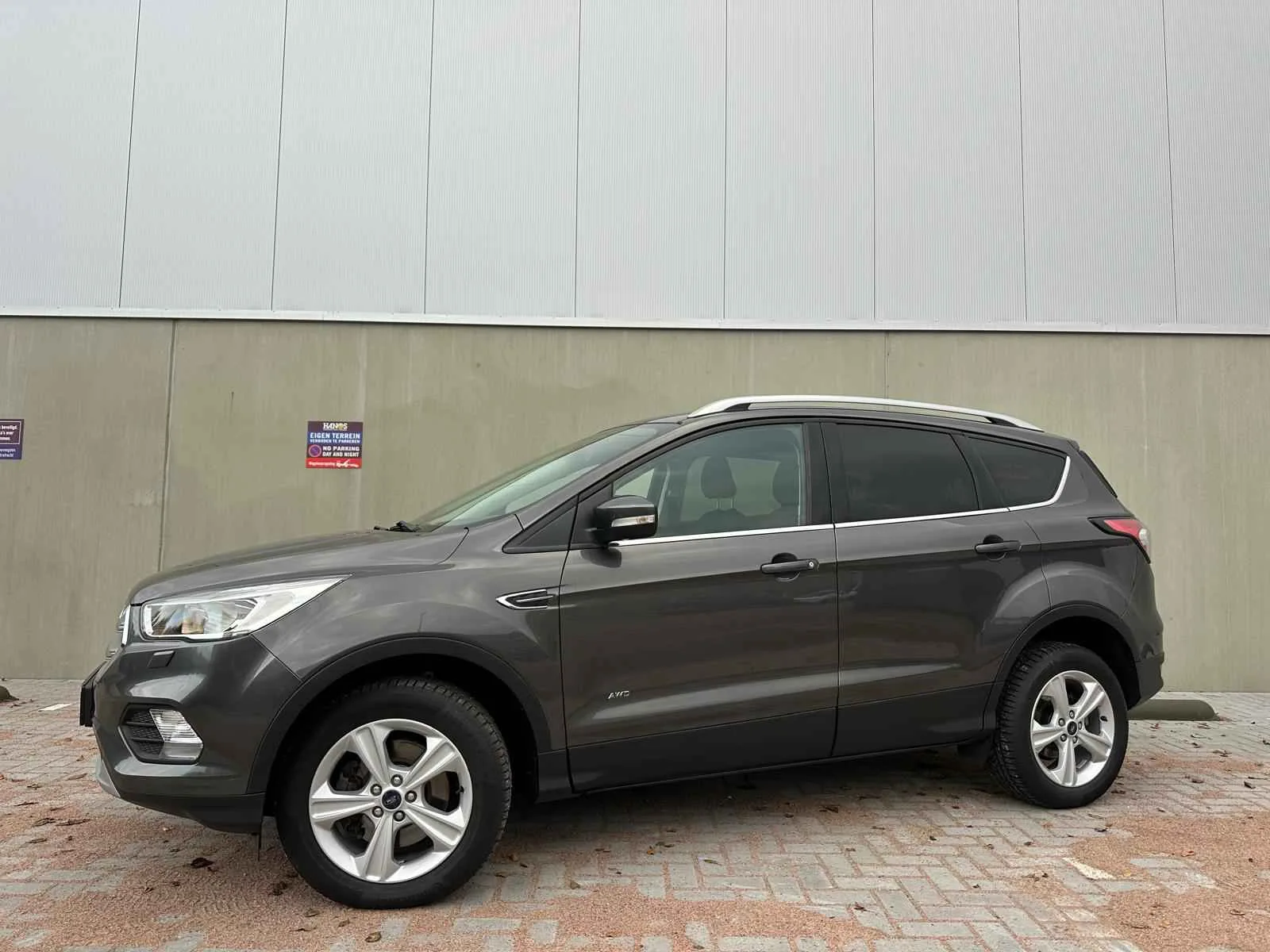 Ford Kuga (2018) — foto 1