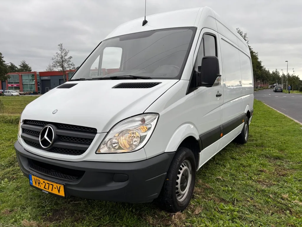 Mercedes-Benz Sprinter (2013) — foto 1