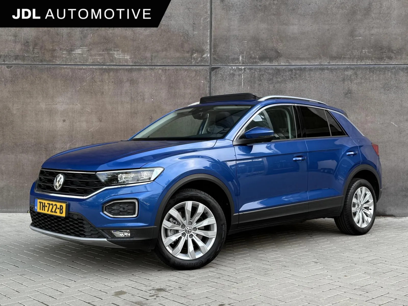 Volkswagen T-Roc (2018) — foto 1