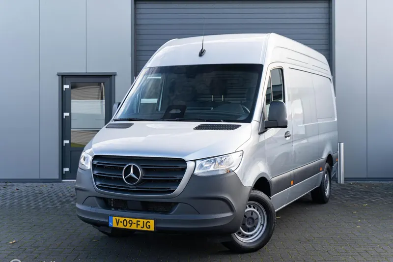 Mercedes-Benz Sprinter (2024)