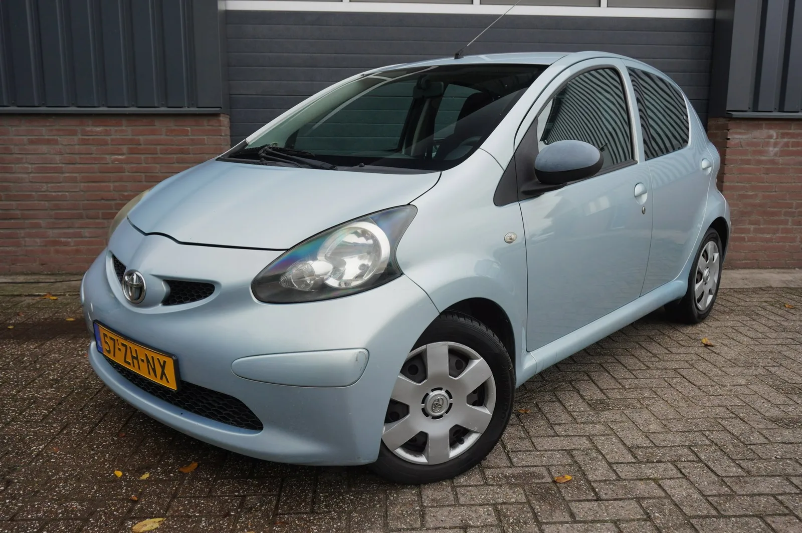 Toyota Aygo (2008) — foto 1
