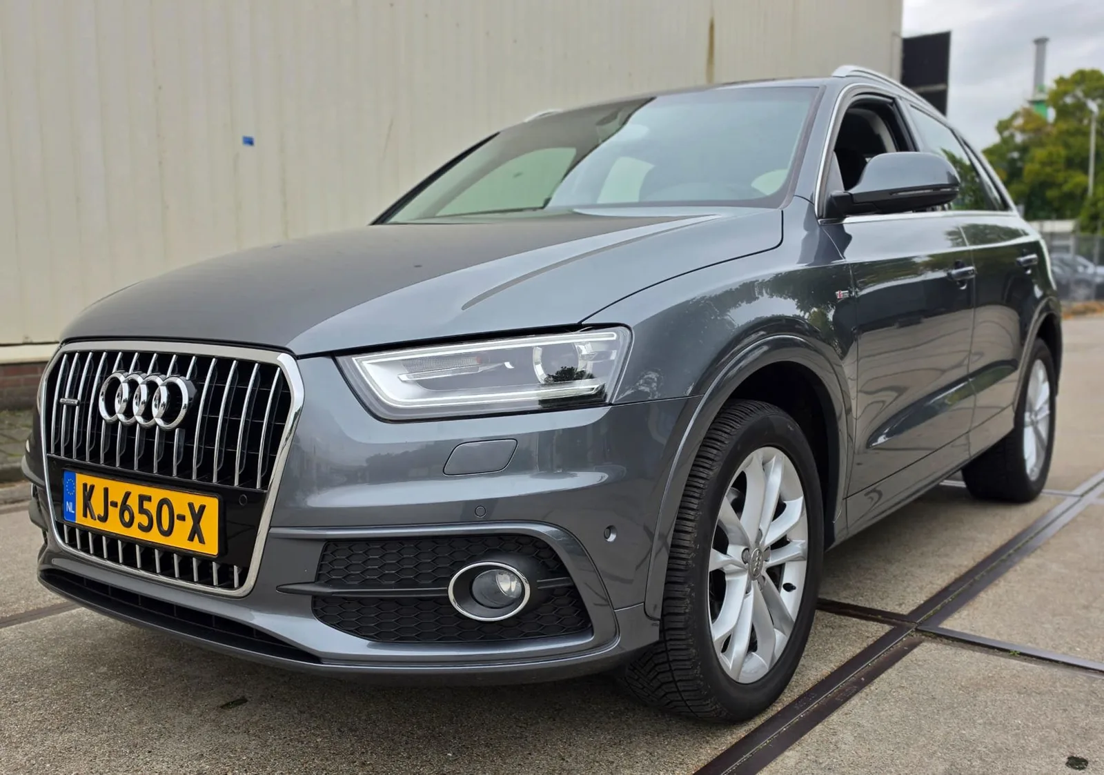 Audi Q3 (2013) — foto 1