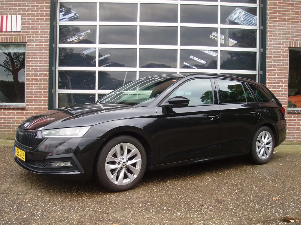 Škoda Octavia (2021) — foto 1