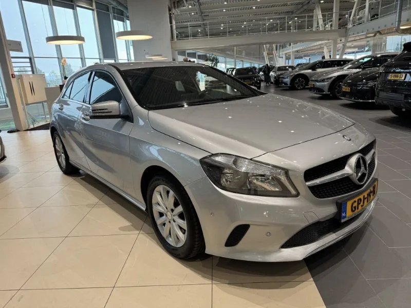 Mercedes-Benz A-Klasse (2017) — foto 1