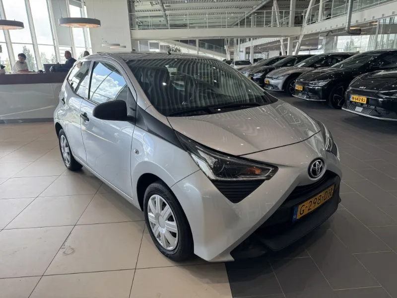 Toyota Aygo (2019) — foto 1