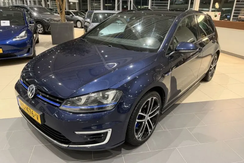 Volkswagen Golf (2015)