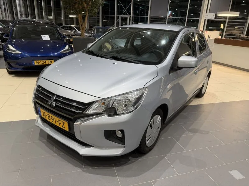 Mitsubishi Space Star (2021) — foto 1