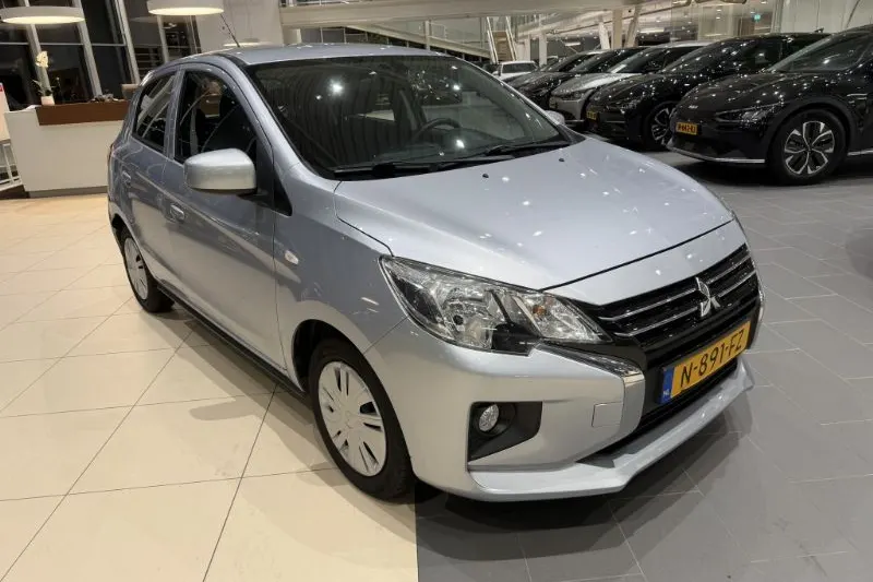 Mitsubishi Space Star (2021)