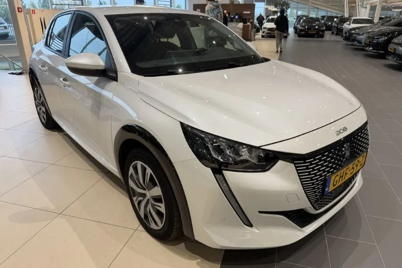 Peugeot e-208 (2020)