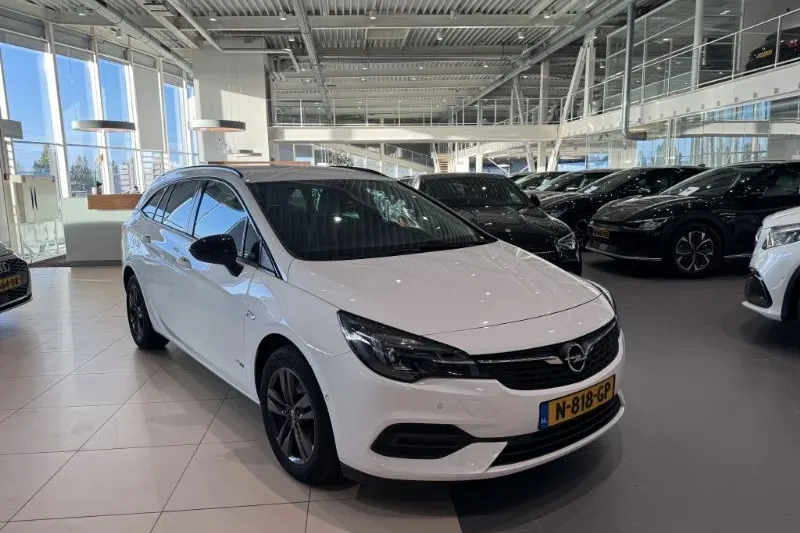 Opel Astra (2021)