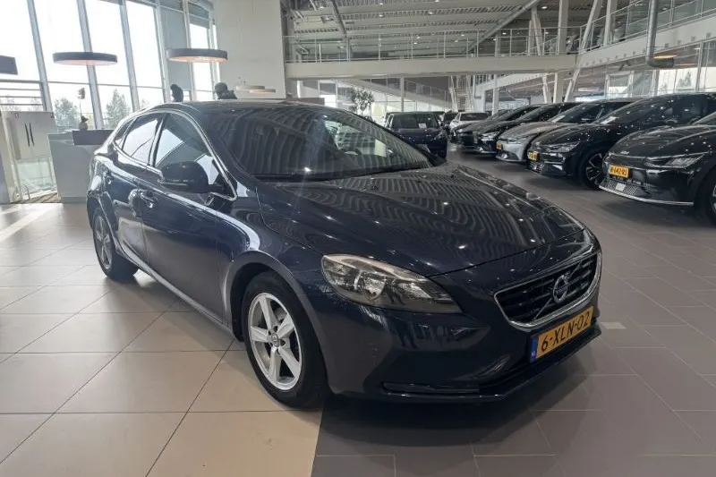 Volvo V40 (2014)