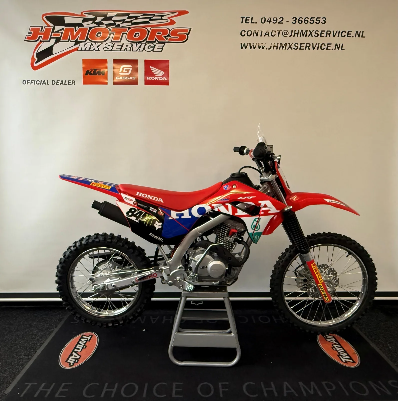 Honda CRF 450 F (2023) — foto 1