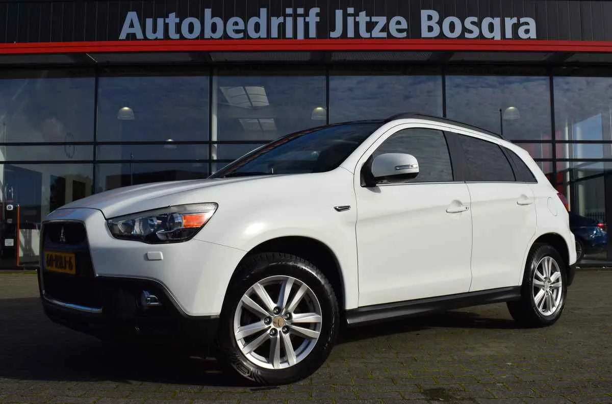Mitsubishi ASX (2011) — foto 1
