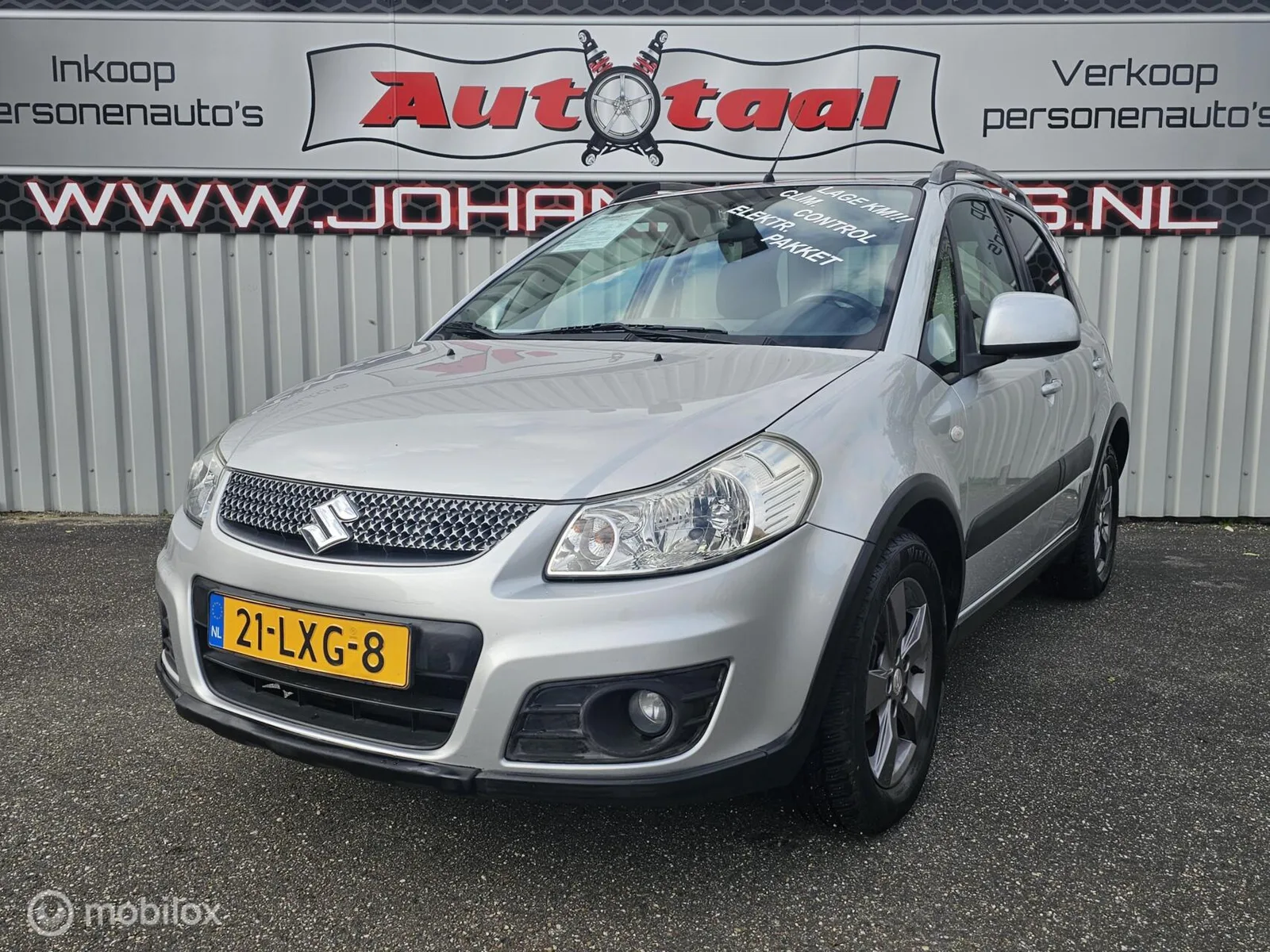 Suzuki SX4 (2010) — foto 1
