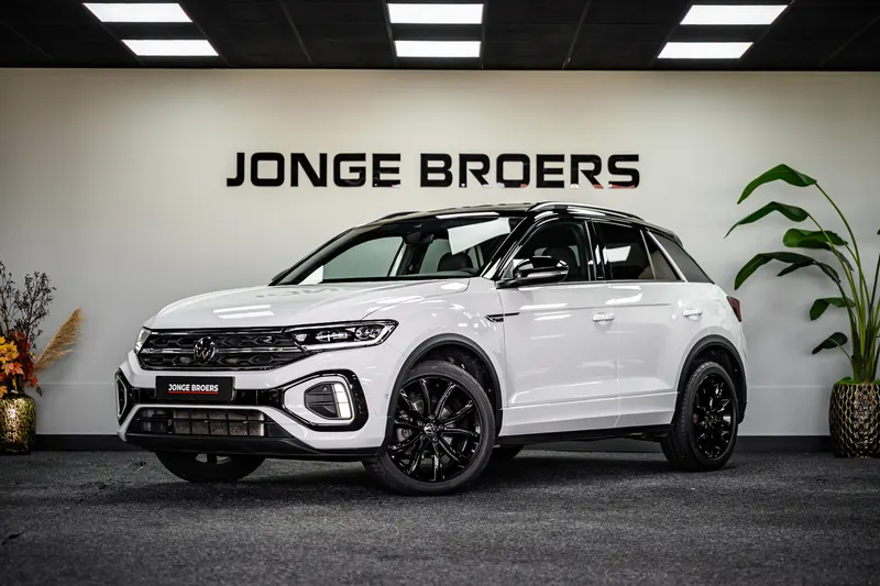 Volkswagen T-Roc (2023)