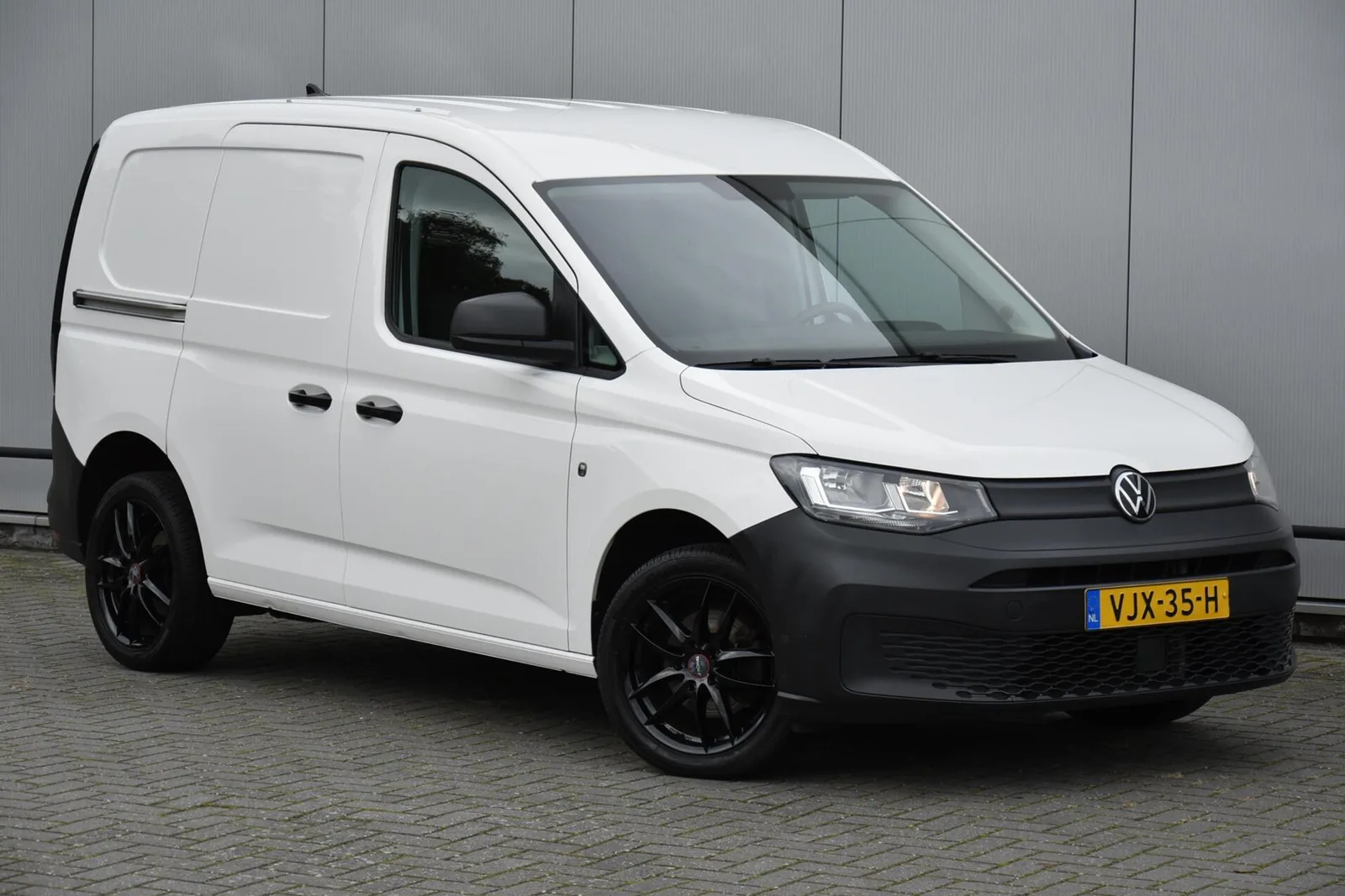 Volkswagen Caddy (2021) — foto 1