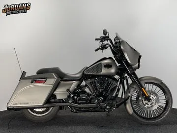 Harley-Davidson Street Glide (2010) — foto 1