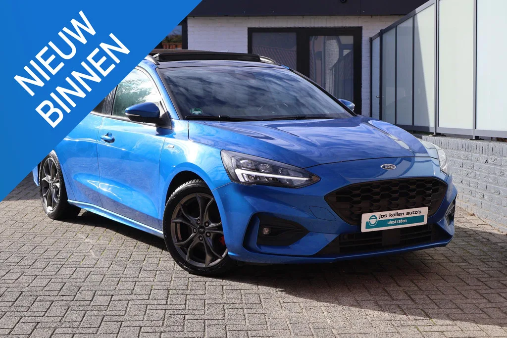 Ford Focus (2021) — foto 1