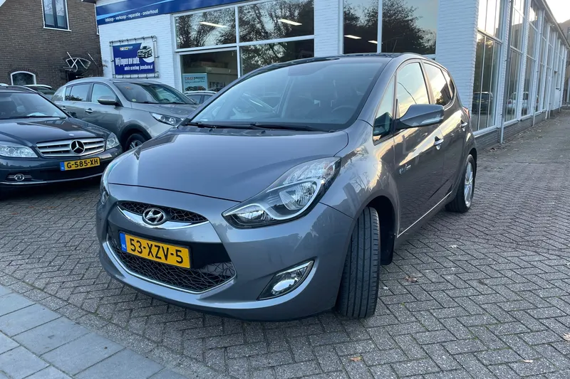 Hyundai ix20 (2012)