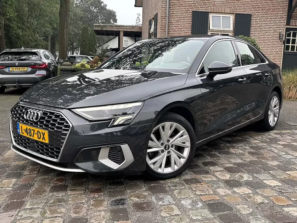 Audi A3 (2021) — foto 1