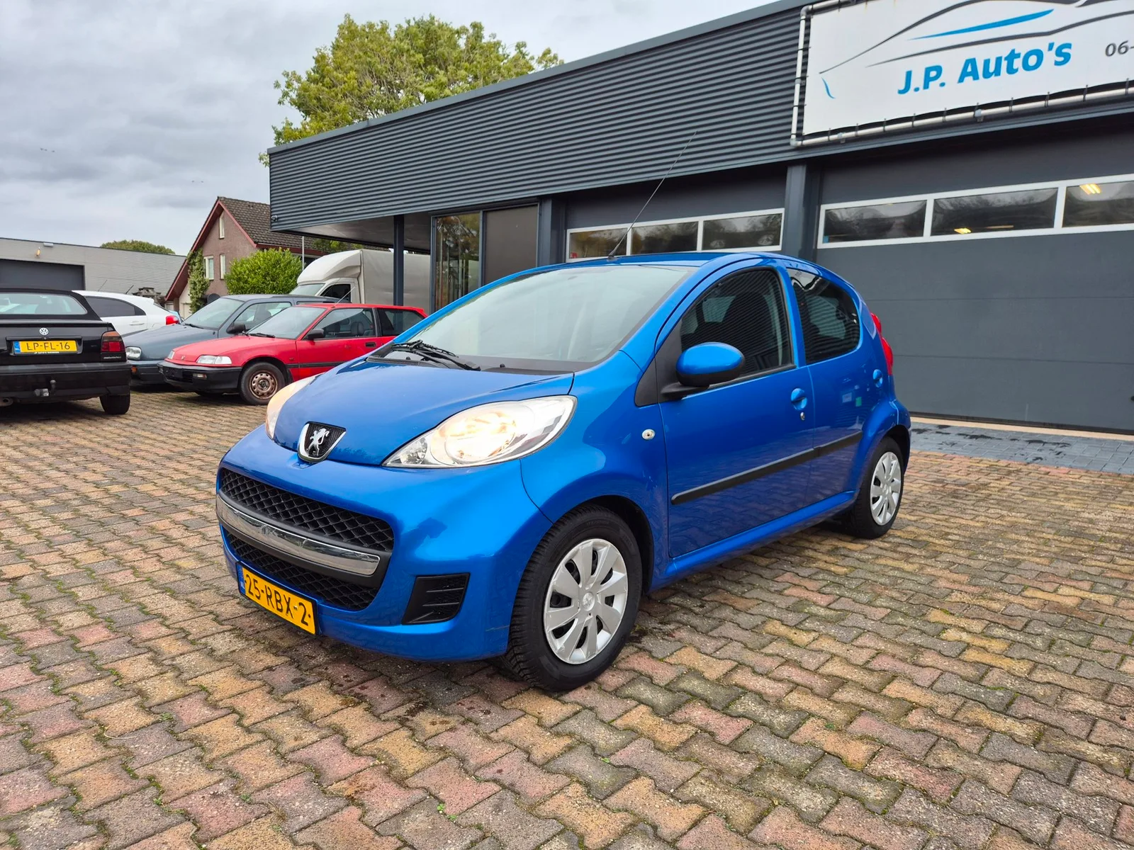 Peugeot 107 (2011) — foto 1