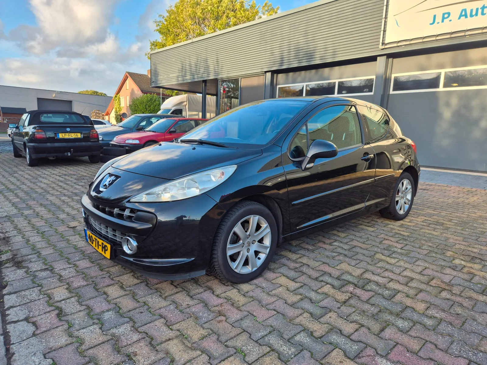 Peugeot 207 (2007) — foto 1