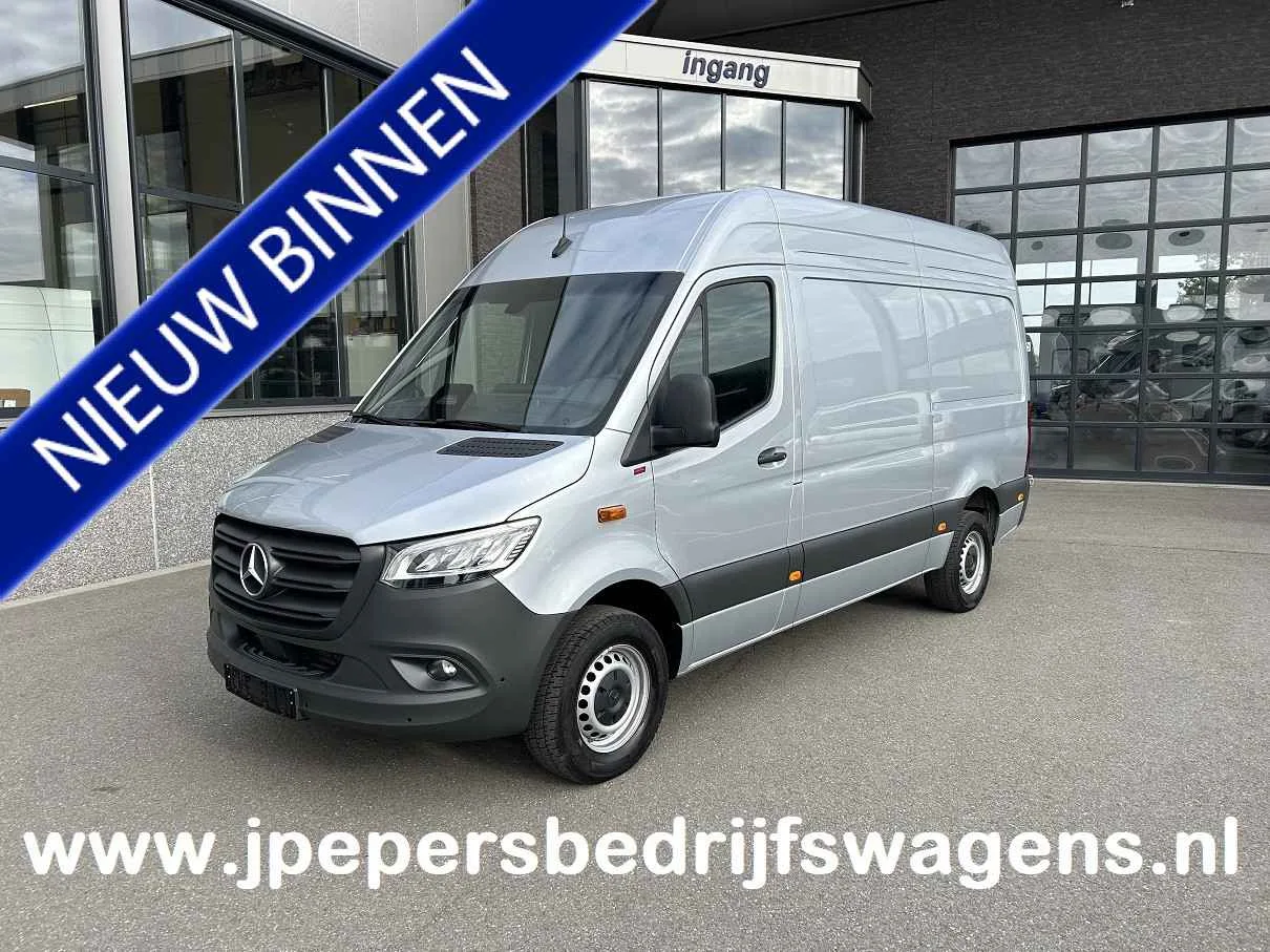 Mercedes-Benz Sprinter (2024) — foto 1