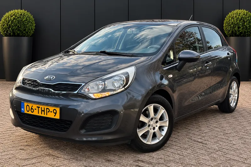 Kia Rio (2012)