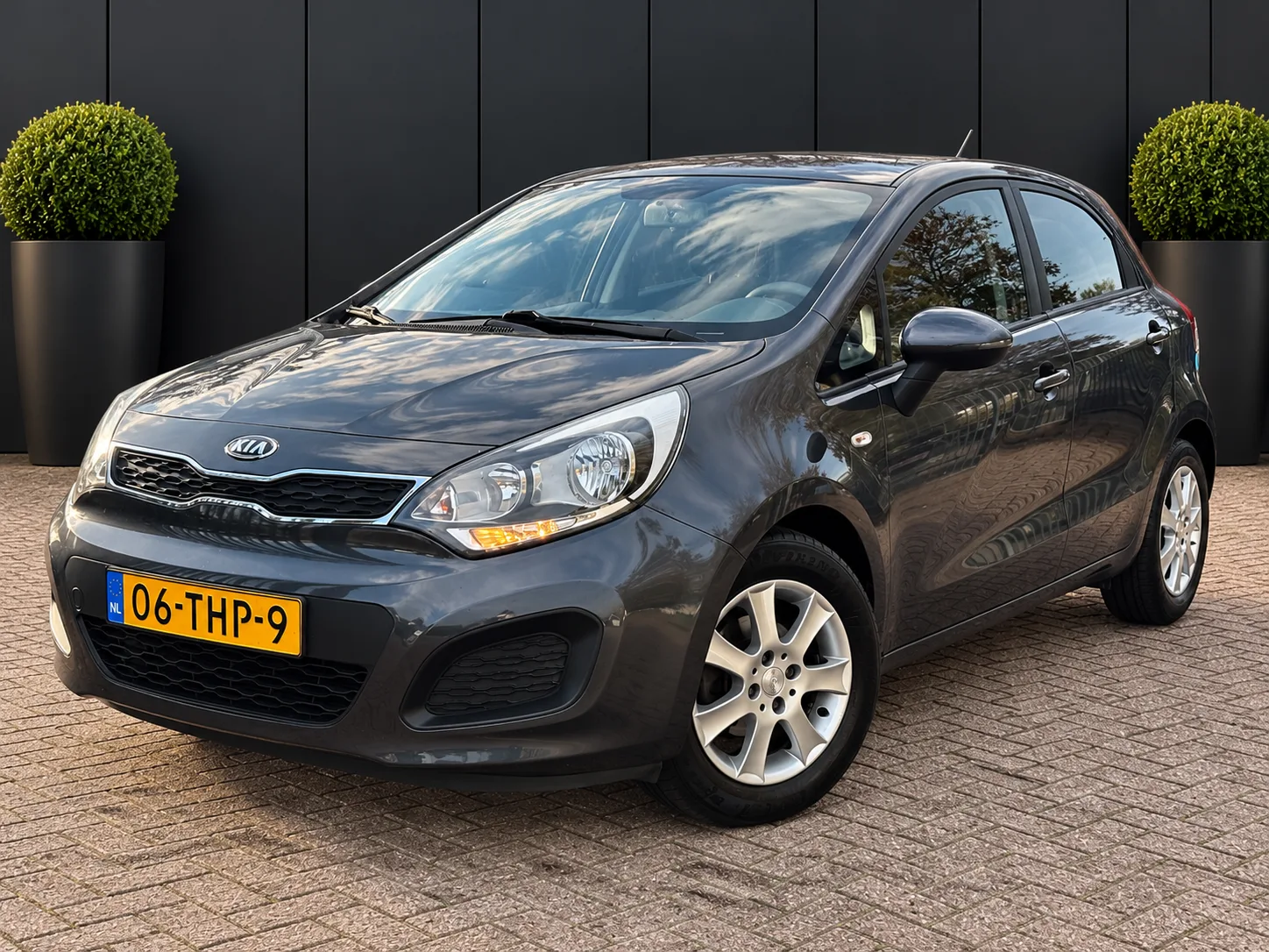Kia Rio (2012) — foto 1