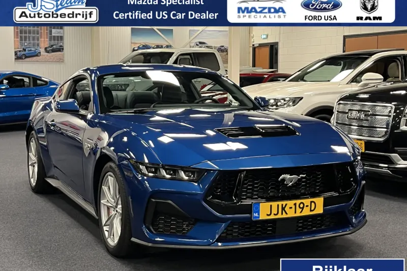 Ford Mustang (2024)