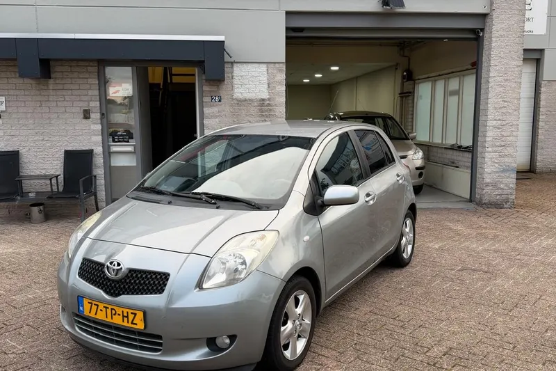 Toyota Yaris (2007)