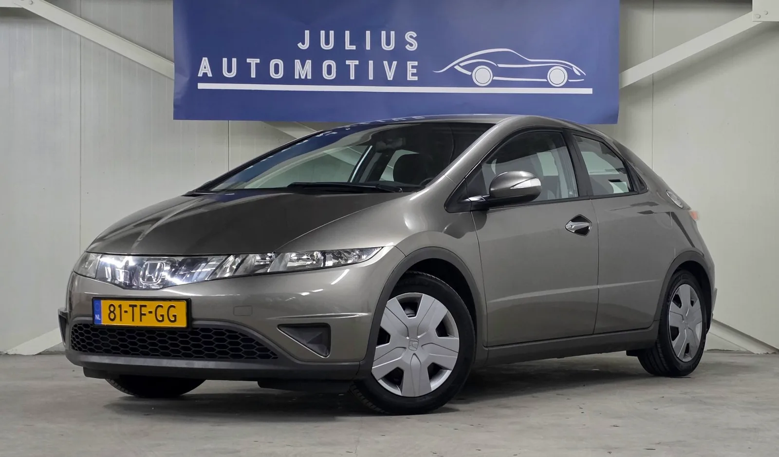 Honda Civic (2006) — foto 1
