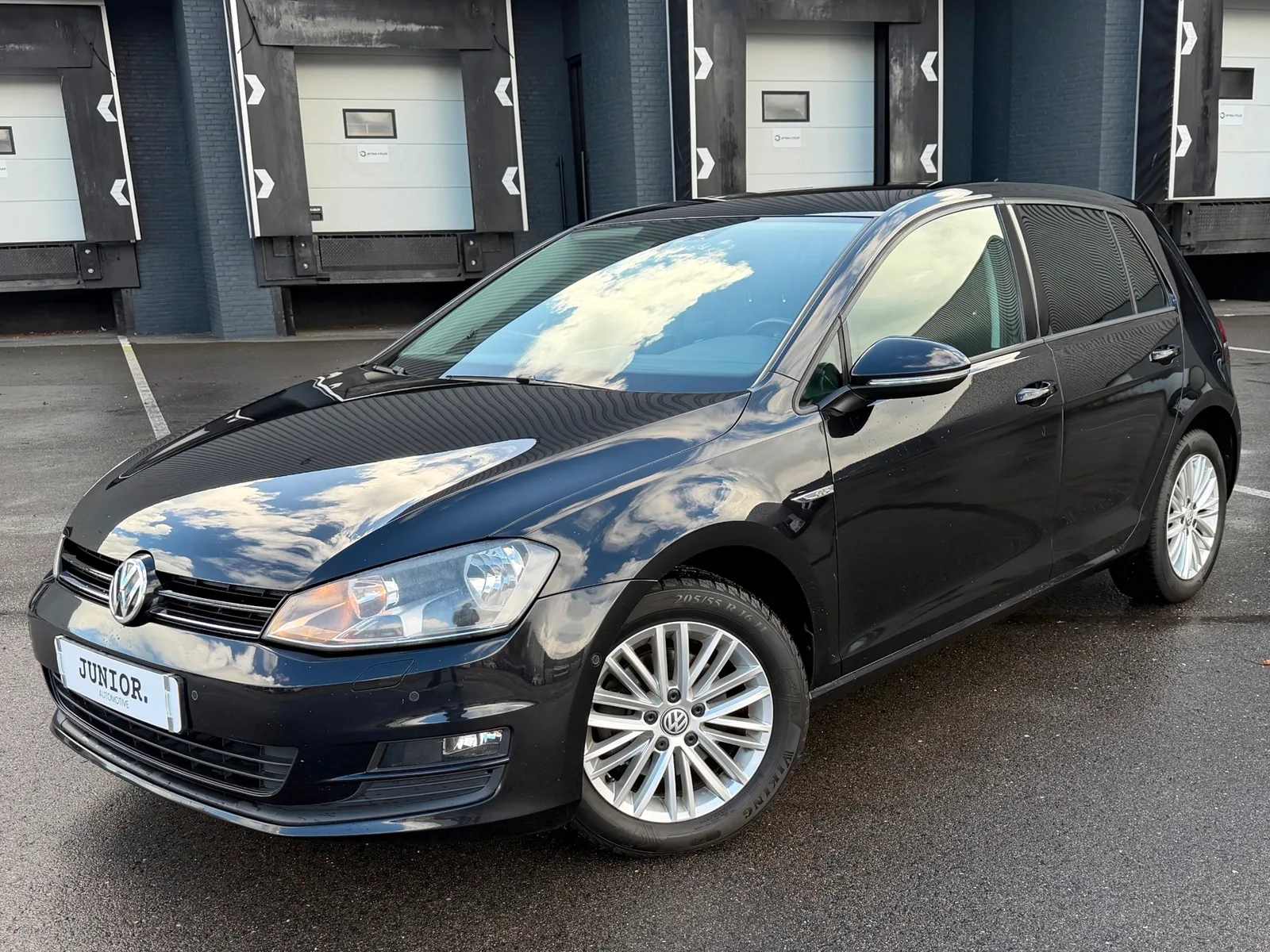 Volkswagen Golf (2015) — foto 1