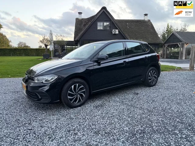Volkswagen Polo (2022) — foto 1