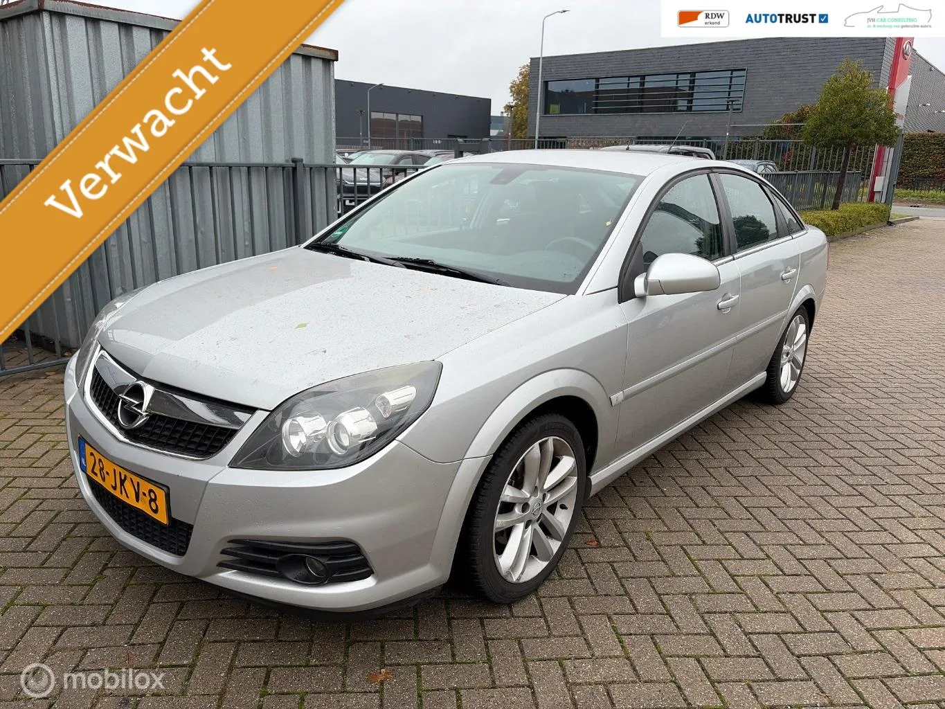 Opel Vectra (2009) — foto 1