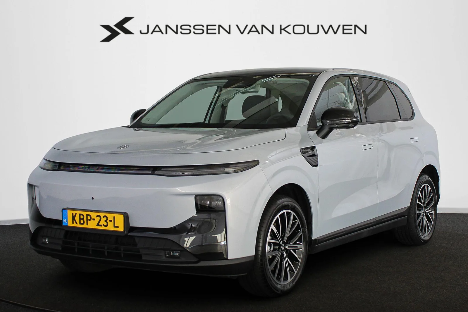 Leapmotor B10 (2026) — foto 1