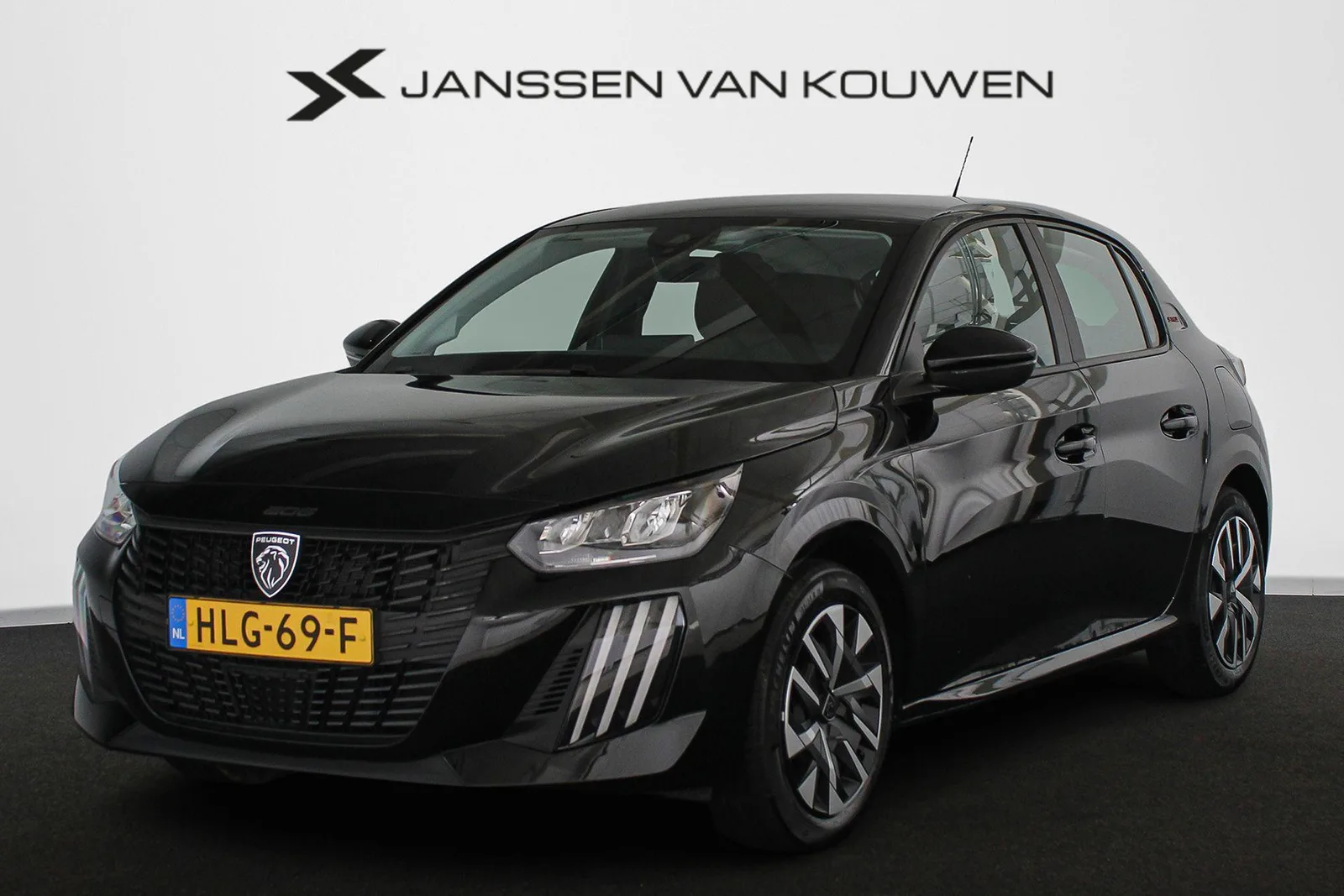 Peugeot 208 (2025) — foto 1