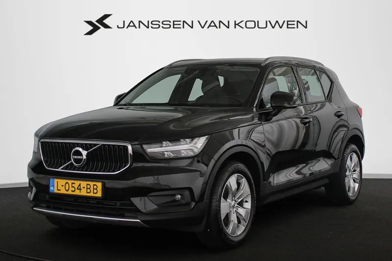 Volvo XC40 (2021)