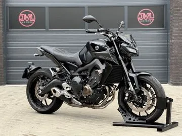 Yamaha MT-09 (2018) — foto 1