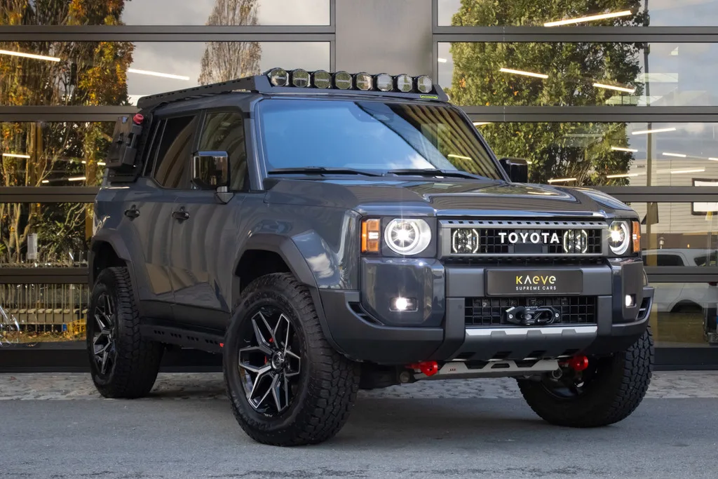 Toyota Land Cruiser (2024) — foto 1