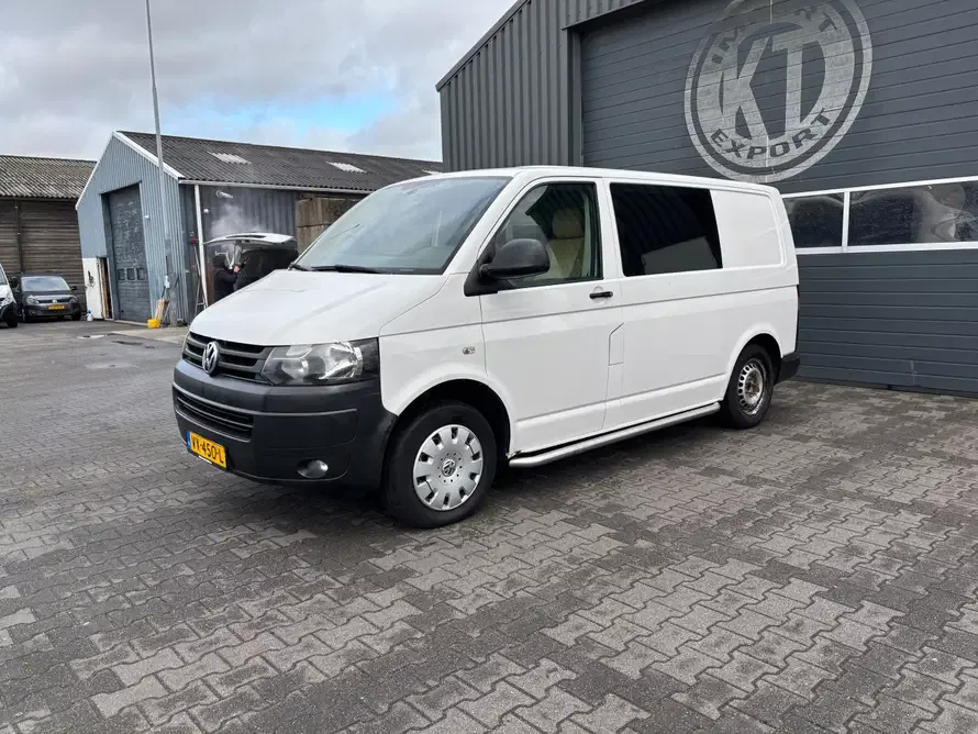 Volkswagen Transporter (2014) — foto 1
