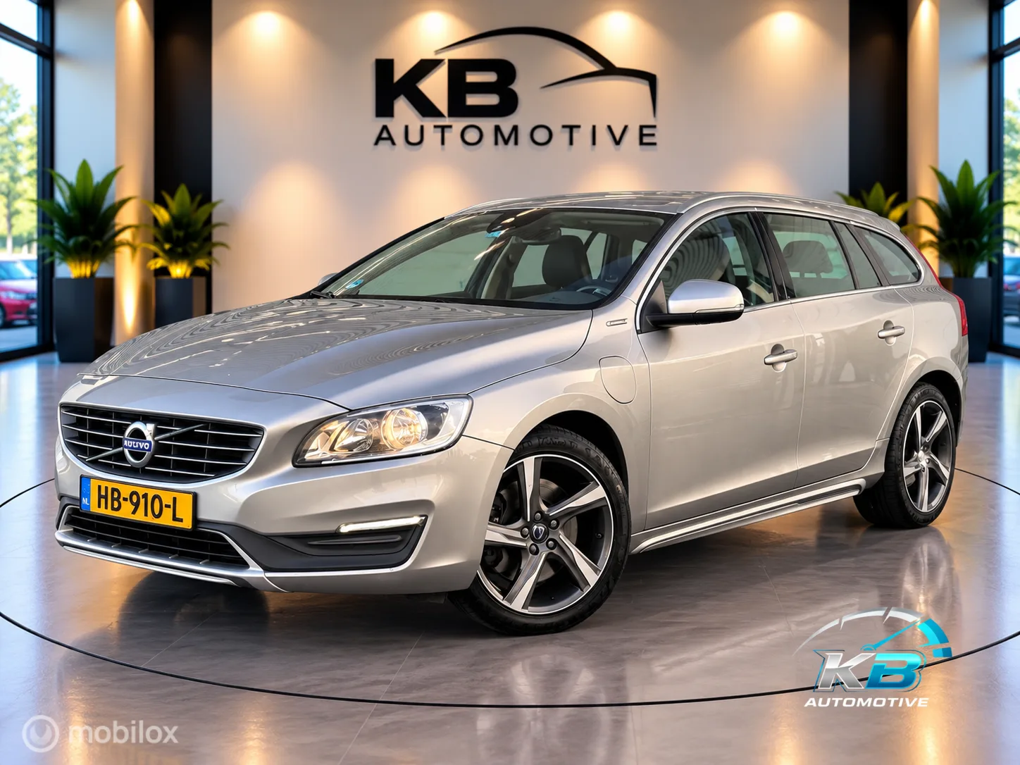Volvo V60 (2015) — foto 1