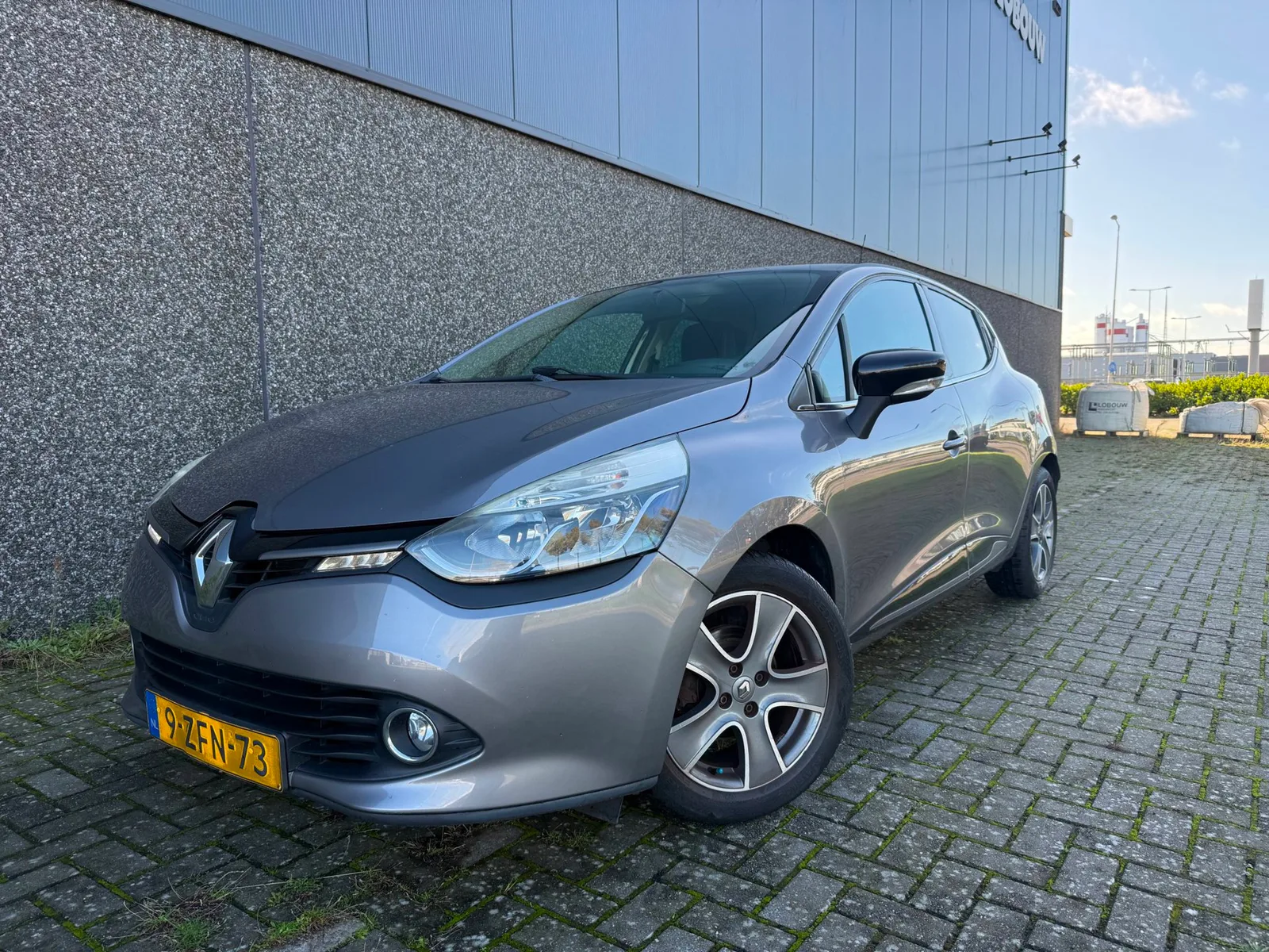 Renault Clio (2015) — foto 1