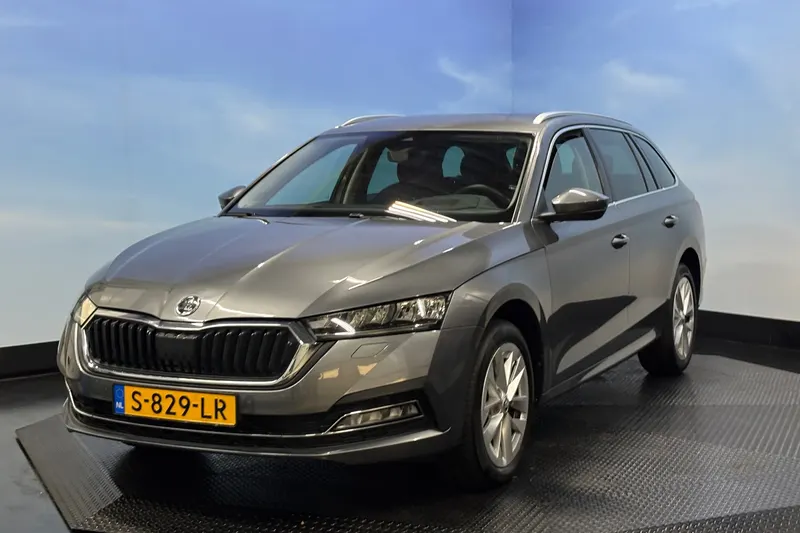 Škoda Octavia (2023)