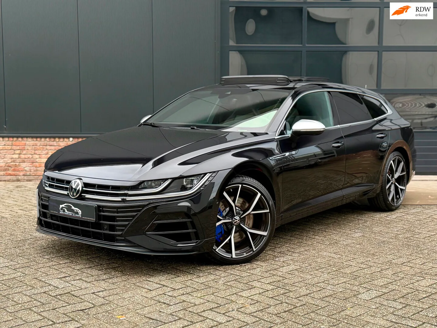 Volkswagen Arteon Shooting Brake (2022) — foto 1