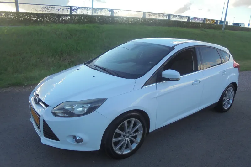 Ford Focus (2012)